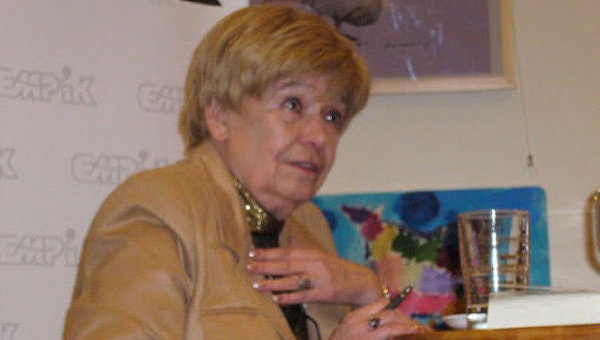 Иоанна Хмелевская
